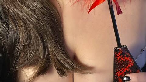 Vittoria_curvy